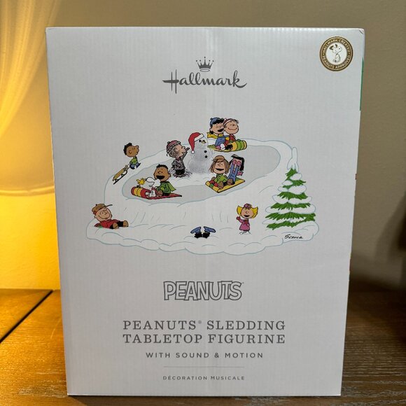 Hallmark Peanuts Sledding Musical Tabletop Figurine Motion Charlie Brown Snoopy - Picture 1 of 5